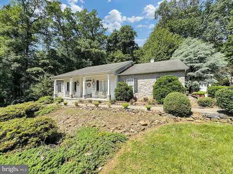 Lexus, SPRING GROVE, PA 17362