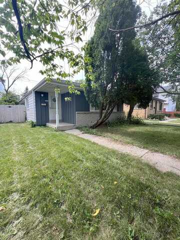 91St, MILWAUKEE, WI 53225