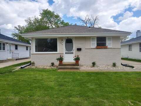 104Th, MILWAUKEE, WI 53225