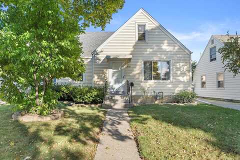 21St, MILWAUKEE, WI 53221