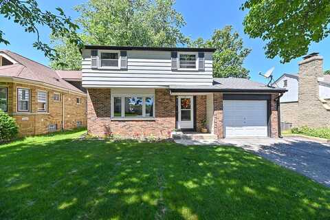 109Th, MILWAUKEE, WI 53227