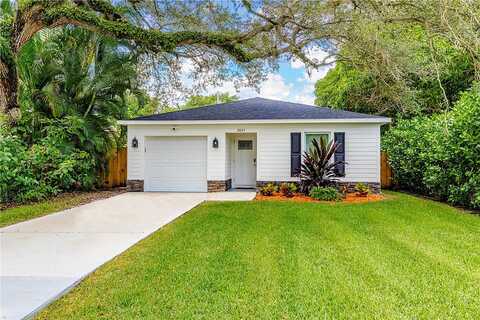 10Th, VERO BEACH, FL 32960