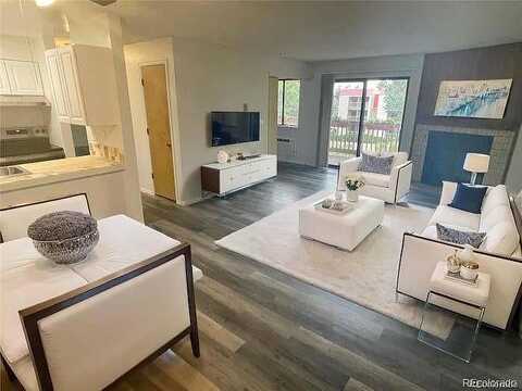 Kentucky, AURORA, CO 80012