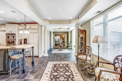 Grandview, MINNEAPOLIS, MN 55421