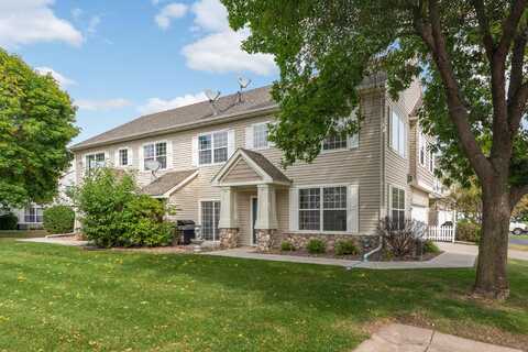 Robin, FARMINGTON, MN 55024