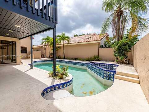 61St, HIALEAH, FL 33015