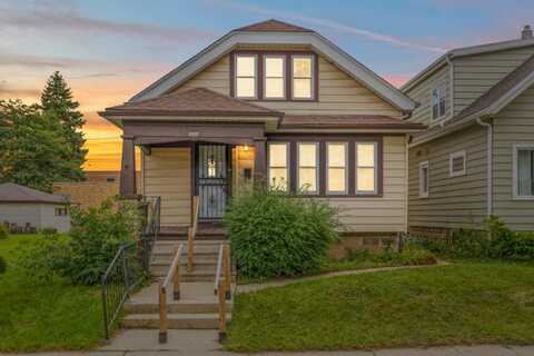 68Th, MILWAUKEE, WI 53219