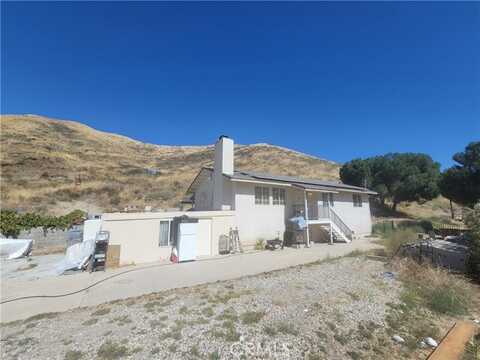 Soledad Canyon, SANTA CLARITA, CA 91390