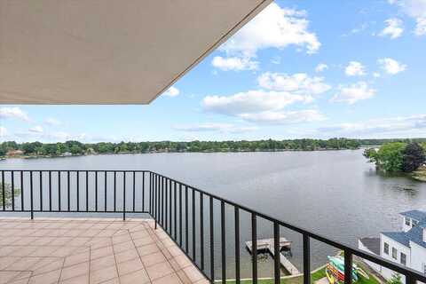 Lake, OCONOMOWOC, WI 53066