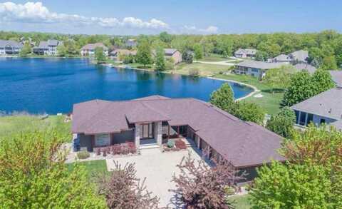 Crown Pointe, SUAMICO, WI 54173