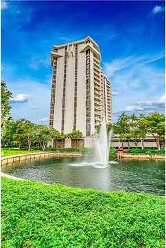 Quayside, MIAMI, FL 33138