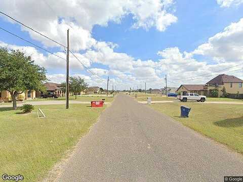 E Davis Rd, Edcouch, TX 78538