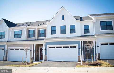 Maurus Crown Pl, BRISTOW, VA 20136