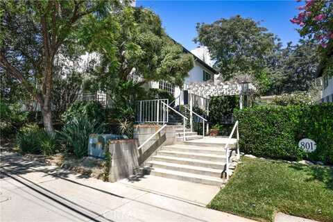 E Mendocino Street, Altadena, CA 91001