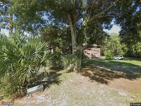 &716 Ne 1St St, Chiefland, FL 32626