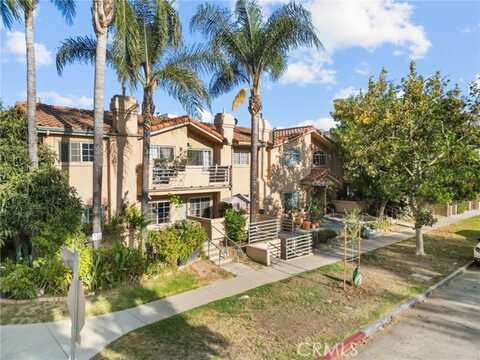 Vassar Avenue 13, Canoga Park, CA 91303