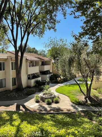 Thousand Oaks Blvd 236, Agoura Hills, CA 91301