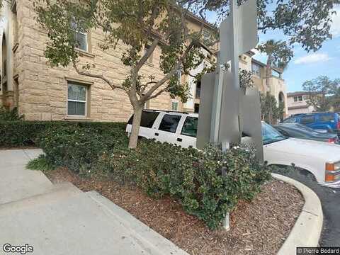 Riverdale Court, Camarillo, CA 93012