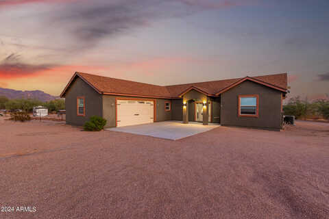 E Cody Street, Apache Junction, AZ 85119