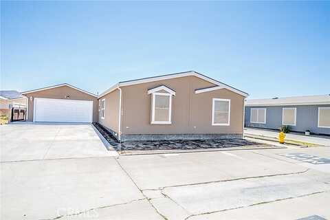 Nisqually Road 106, Apple Valley, CA 92308