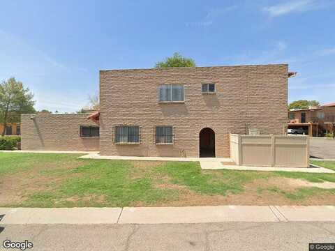 N Camino Serna, Tucson, AZ 85715