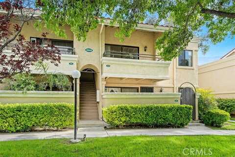 Mandan Street, Canyon Country, CA 91351