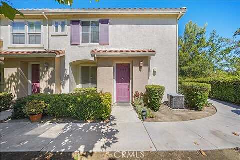 Flynn Drive 6802, Canyon Country, CA 91387