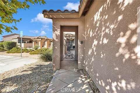 Kiowa Road, Apple Valley, CA 92307