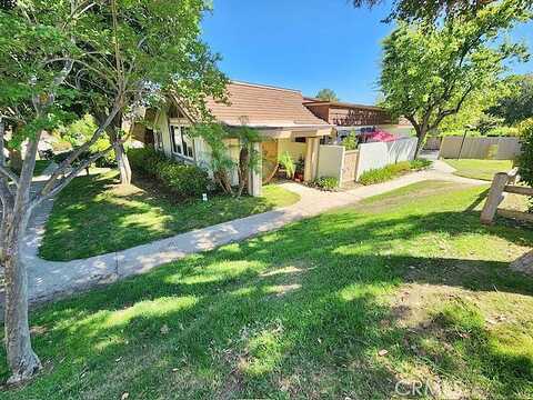 Larwin Avenue 1, Chatsworth, CA 91311