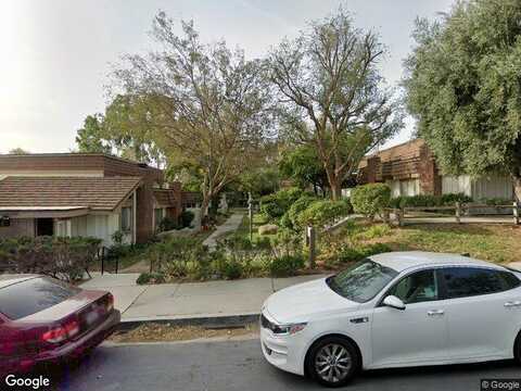 Larwin Avenue, Chatsworth, CA 91311