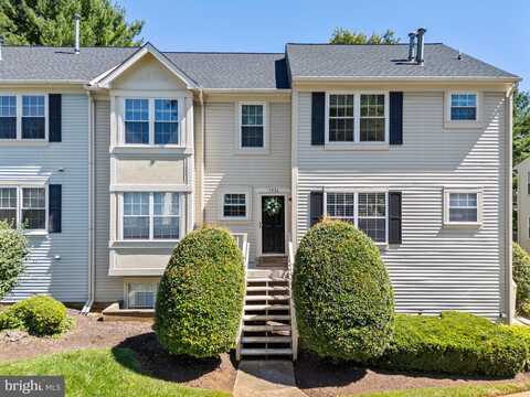 Cedar Crest Dr, WARRENTON, VA 20186