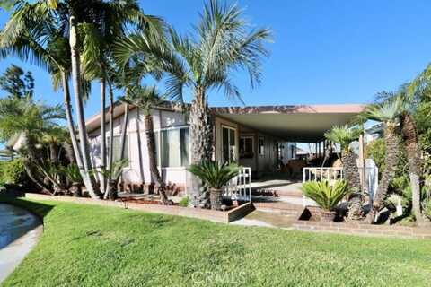 View Lake, Brea, CA 92821
