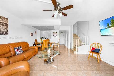 W 2Nd Ct, Hialeah, FL 33012