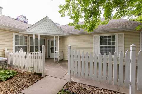 Sarazin Street #011, Shakopee, MN 55379