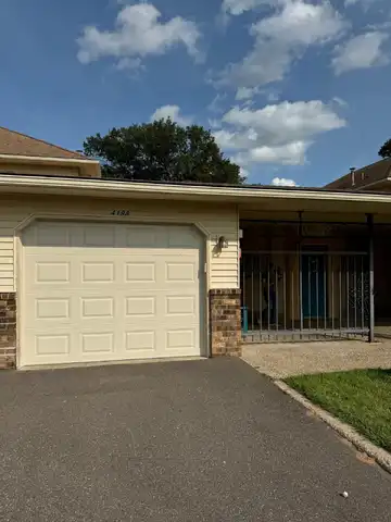 Hilltop Lane #4198, Eagan, MN 55123