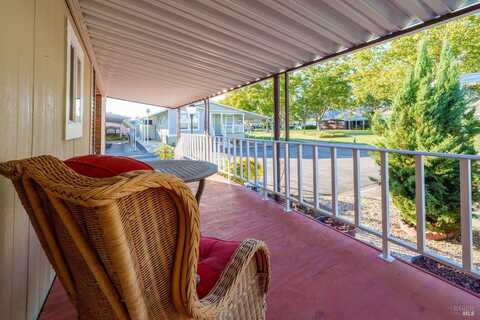 Burgundy Circle S, Calistoga, CA 94515