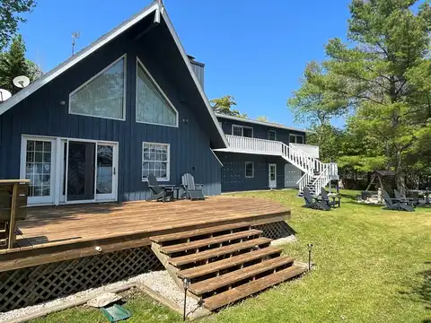 Wickman Rd, Washington Island, WI 54246