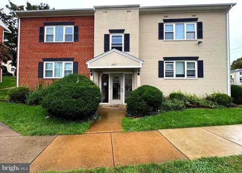 Patrick Henry Dr #3057-201, FALLS CHURCH, VA 22044