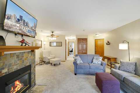 Heritage Drive #106, Mendota Heights, MN 55120