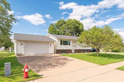 Gaarder Road E, Holmen, WI 54636