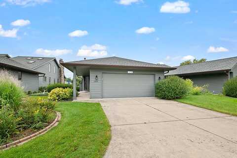 Beethoven Dr #1833, Green Bay, WI 54311