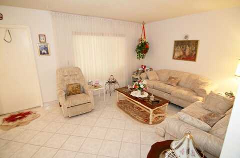 3Rd Avenue N, Lake Worth, FL 33460