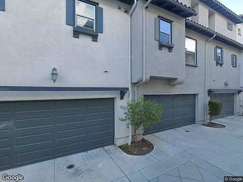 Brittle Bush Dr 274, Chula Vista, CA 91915