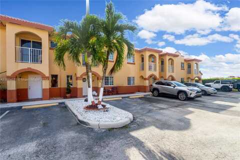 Nw 95Th Ct, Hialeah Gardens, FL 33018