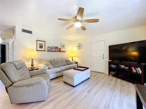 Nw 13Th Street, Boca Raton, FL 33486