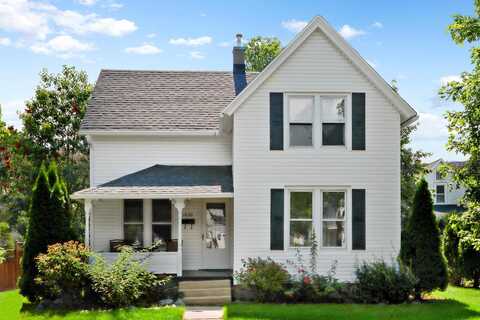 Park Row Street, Lake Geneva, WI 53147