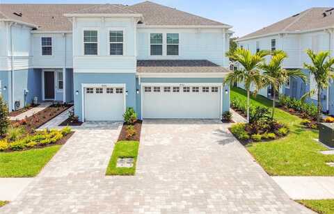 Via Sienna Circle, Sarasota, FL 34243