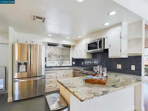 Wisteria Drive, Calistoga, CA 94515