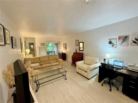 Santona St, Coral Gables, FL 33146