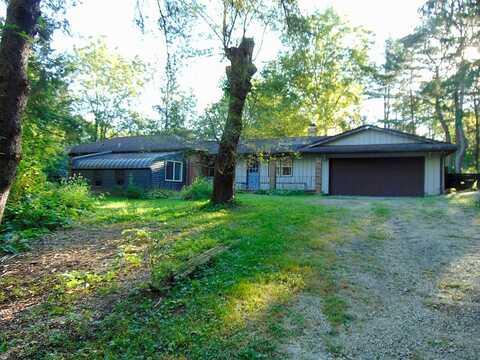 Evergreen, MUKWONAGO, WI 53149